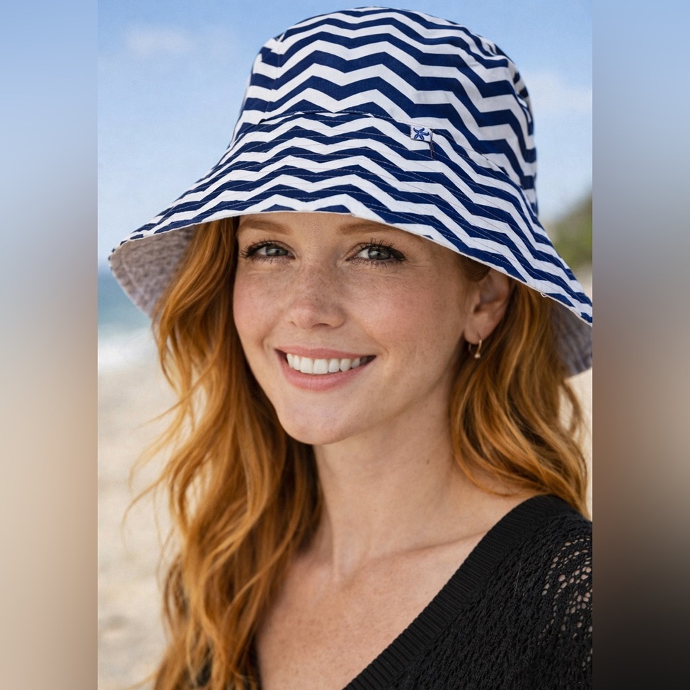 Chevron blue white bucket style summer beach casual lightweight hat preppy